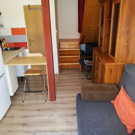 公寓 Two-room Studio With Parking *